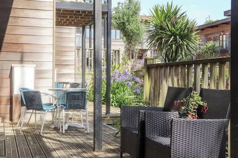 TEHIDY, pet friendly, country holiday cottage in Porthtowan