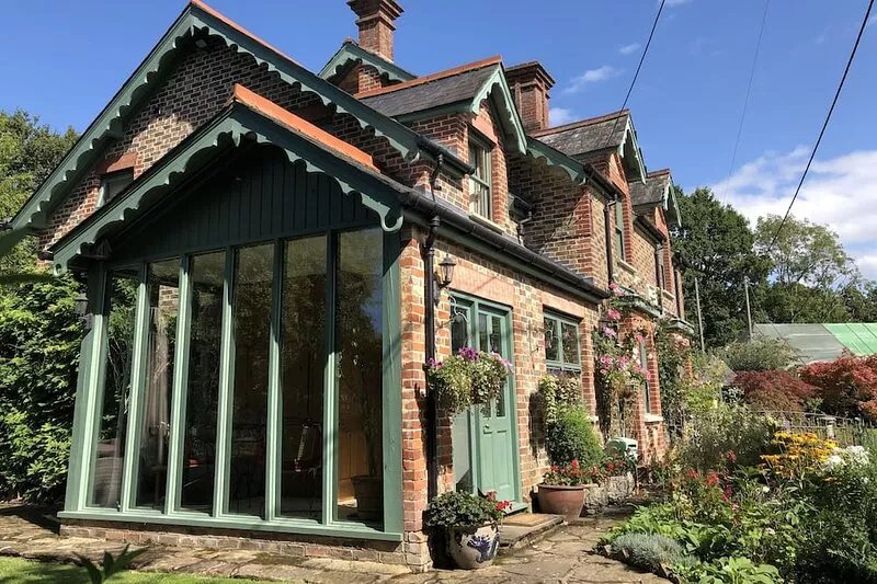 Birchwood Cottages presented by Lazy Daze.