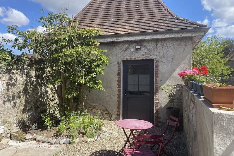 Holiday Home 'Maison De Village De France' with Private Terrace, Private Garden