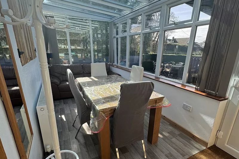 The Hideaway, with optional hot tub hire - sleeps 4