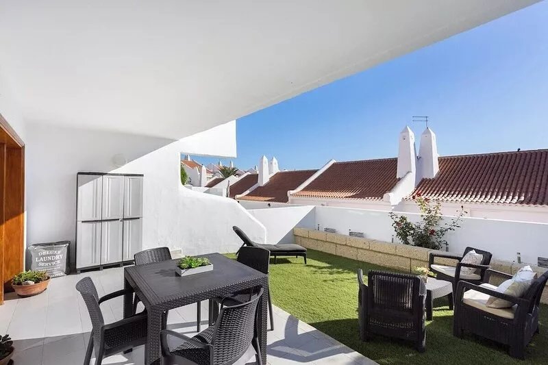 Home2Book Stylish Apt Pool & Terrace, Sand Club