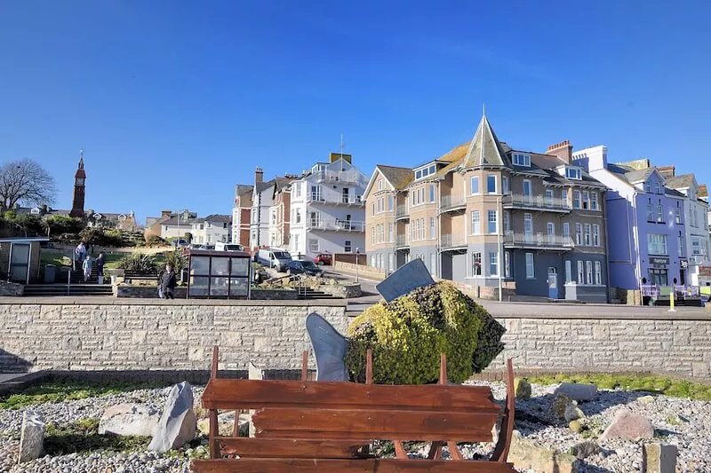 THE EASTLEIGH, family friendly, with a garden in Seaton, Devon
