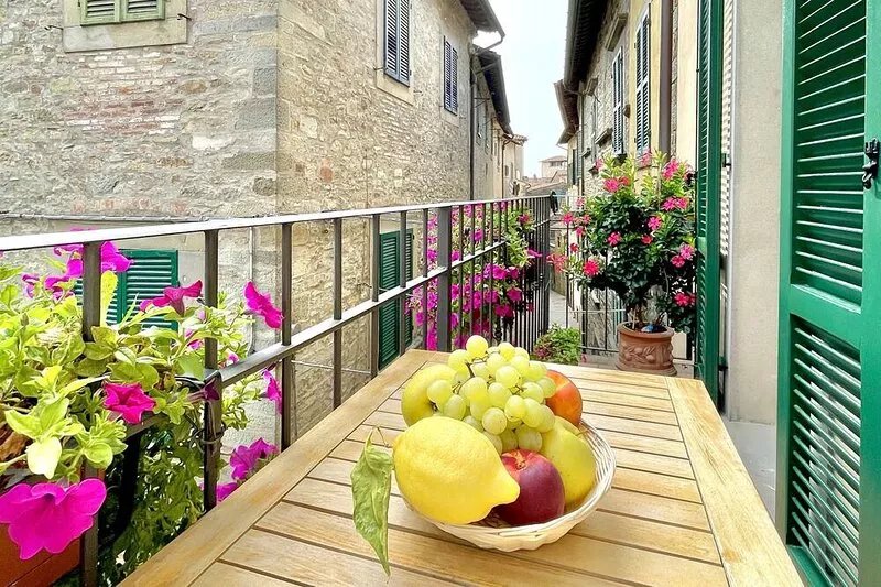 Bright apartment in the heart of the historic center of Cortona