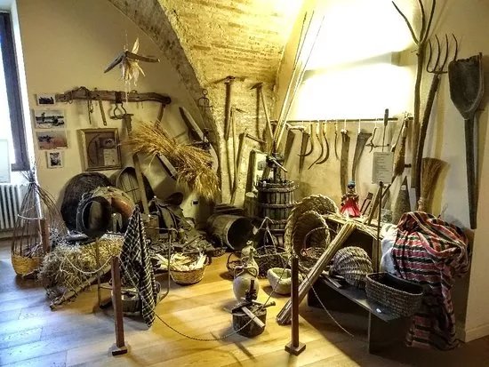 Museo del Costume e della Tradizione