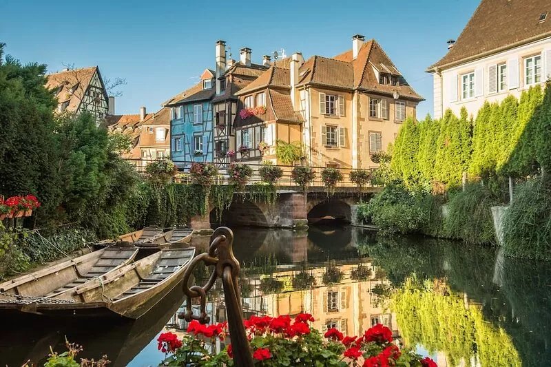 le neubau city center 4 adults 2 kids    2br