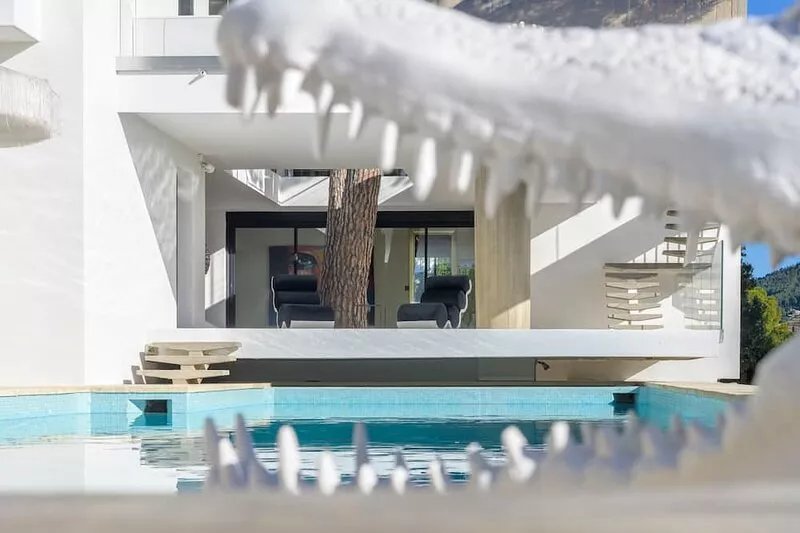 Le Corbusier: a luxurious villa with panoramic sea view