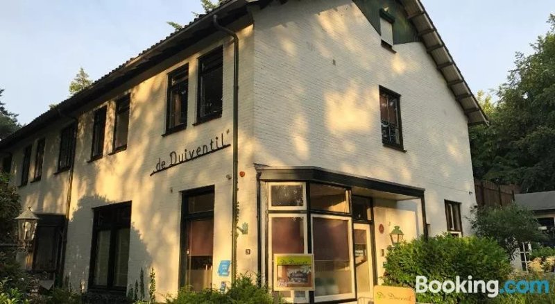 Groepshotel De Duiventil