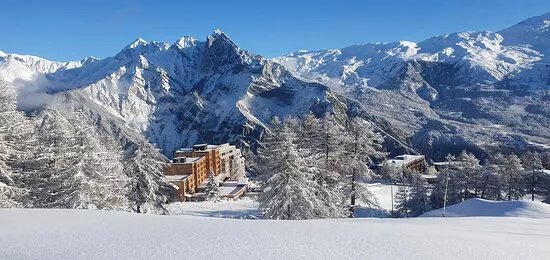 Les Carlines Village Vacances