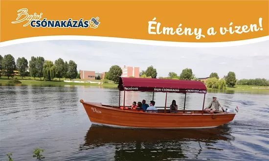 Bajai csonakazas