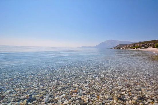 Rhenia Tours