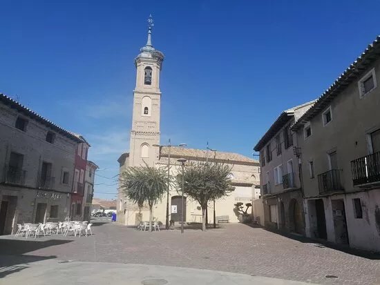 Iglesia De San Pedro Apostol