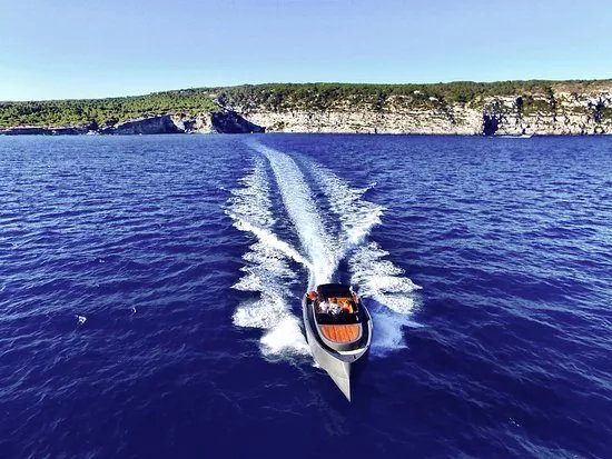 Amoyachts