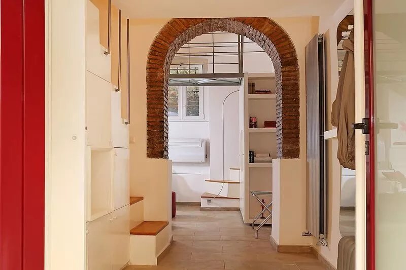 IN THE HEART OF ROME AT WALKING DISTANCE FROM MONUMENTS AND TOURIST ATTRACTIONS