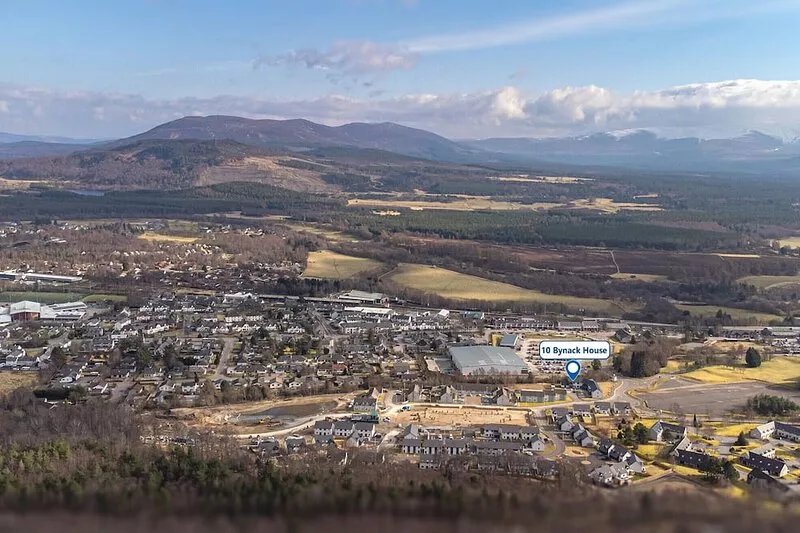 10 Bynack House - Aviemore apartment close to village centre