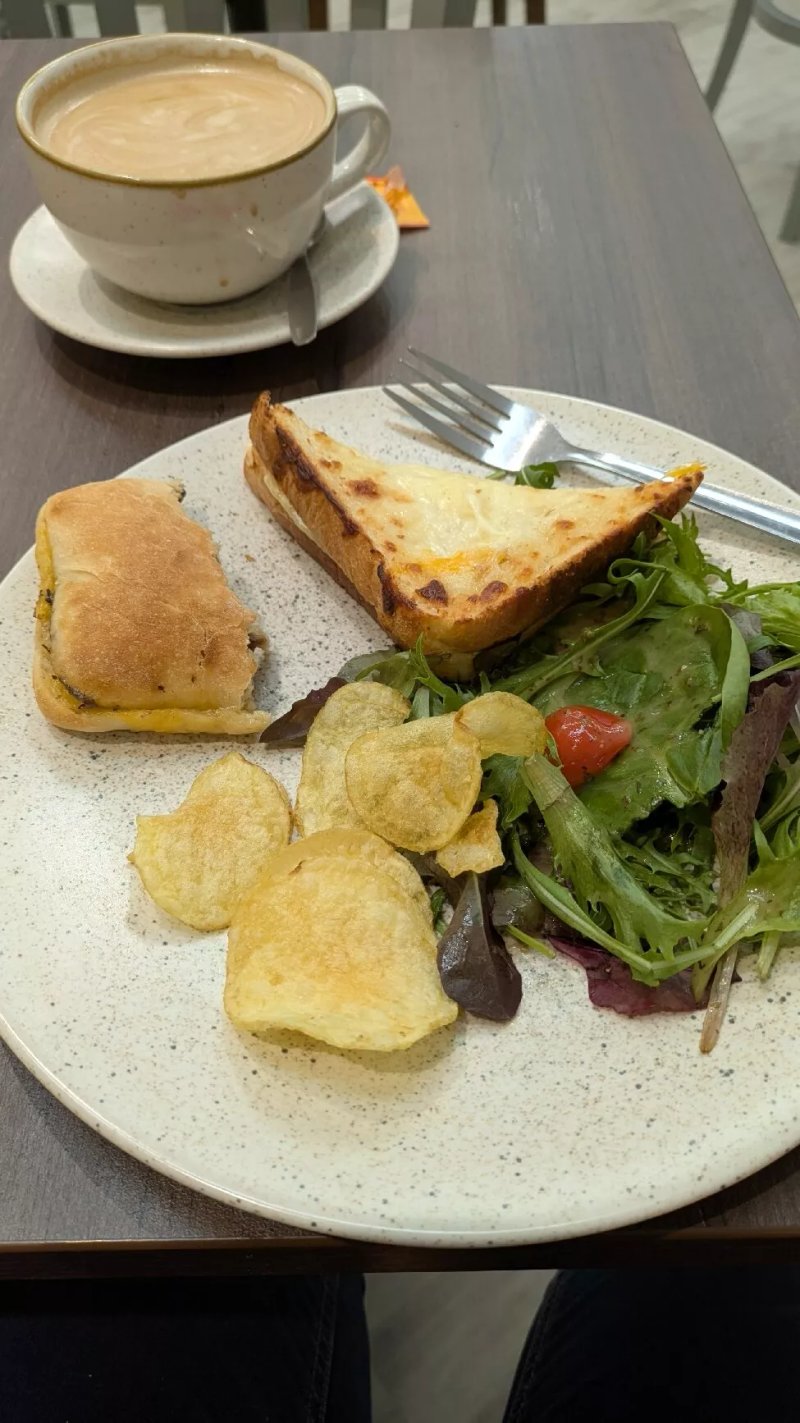 Dunelm Pausa Coffee Shop and Cafe Hull