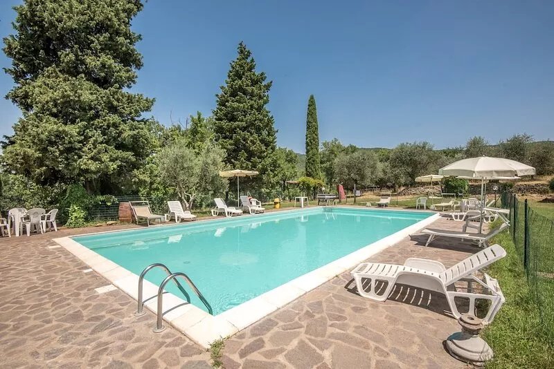 Holiday Apartment 'Trilocale Elisa' with Pool, Garden & Wi-Fi