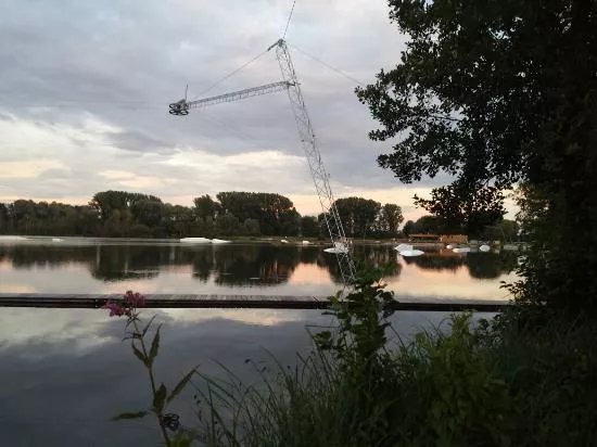 Wake & Groove Wassersportpark