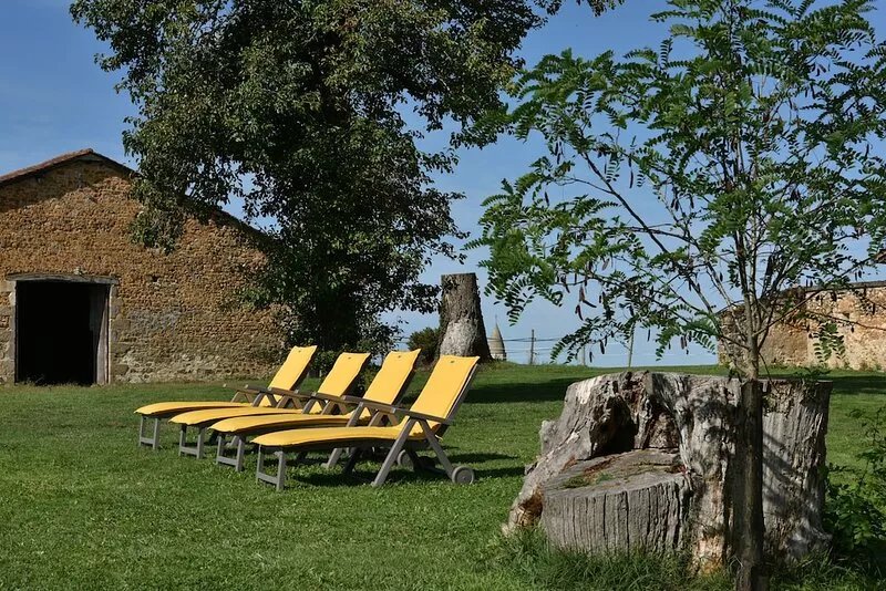 The Charente countryside, a family gîte, in the heart of the Domaine de Chabrot
