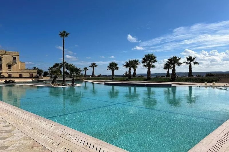 Apartment in a tranquil environment with fantastic views of the Mediterranean