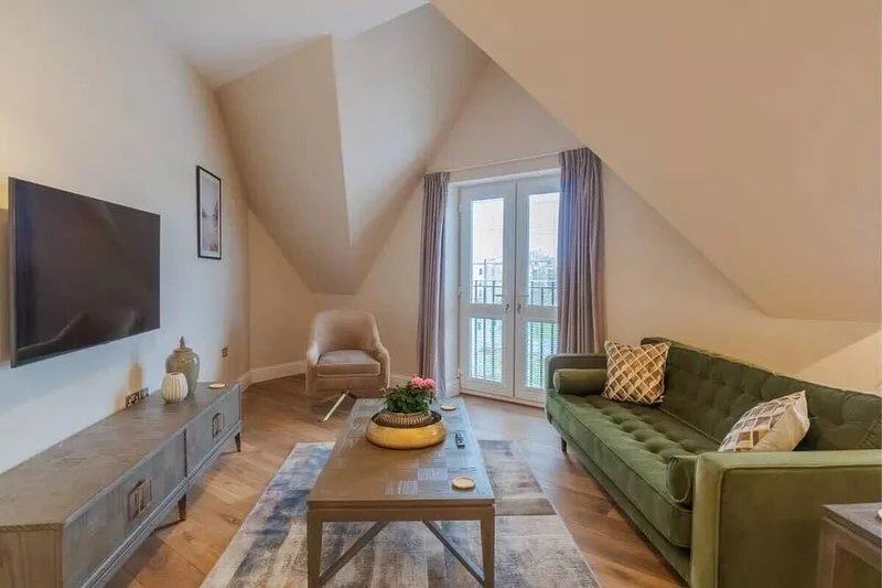 Luxury Penthouse - Castle Views - 2 Bed & Parking