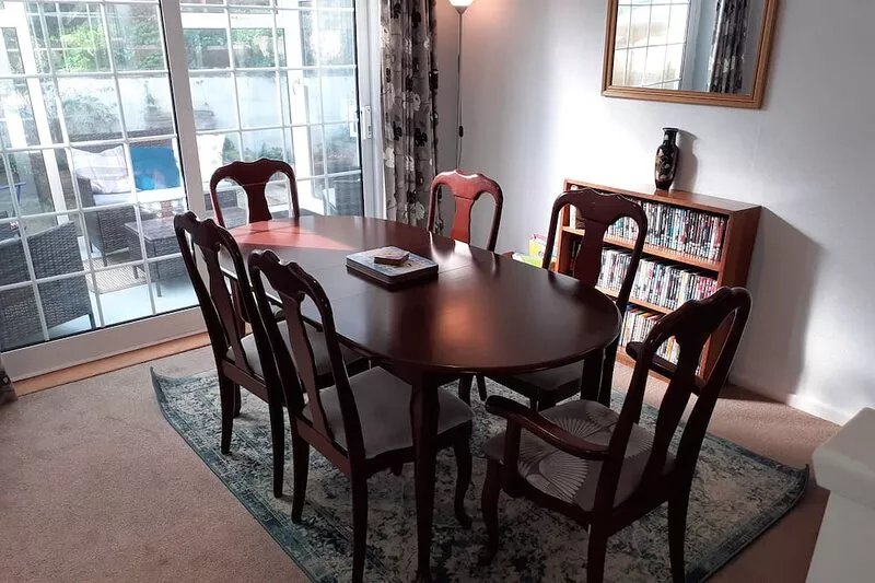 Cromer Holiday Home, Beach and Cromer Town 5 minutes walk away.