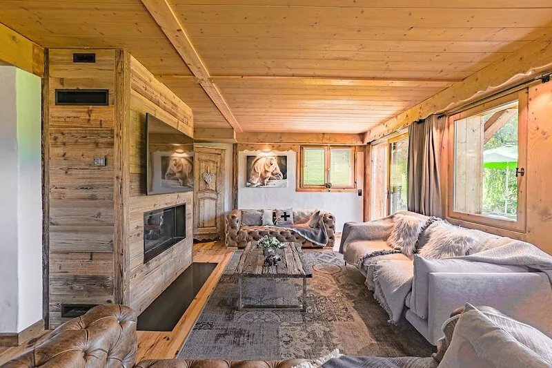 Prestigious chalet ski in ski off at Megéve