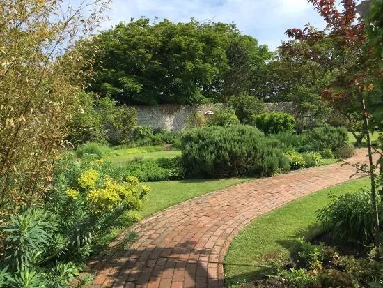 Kipling Gardens