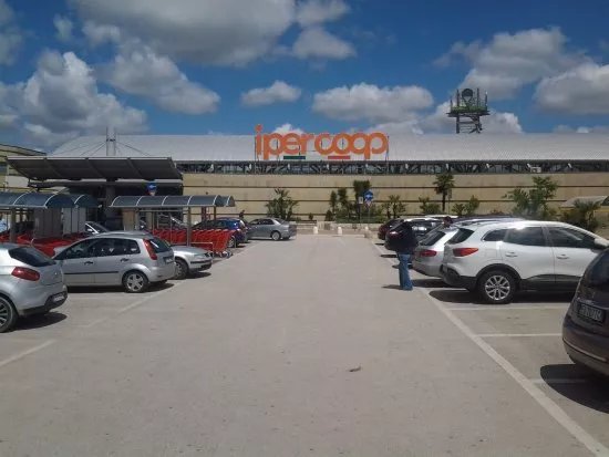 Centro Commerciale Mongolfiera
