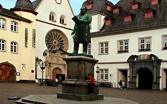 Johannes-Muller-Denkmal
