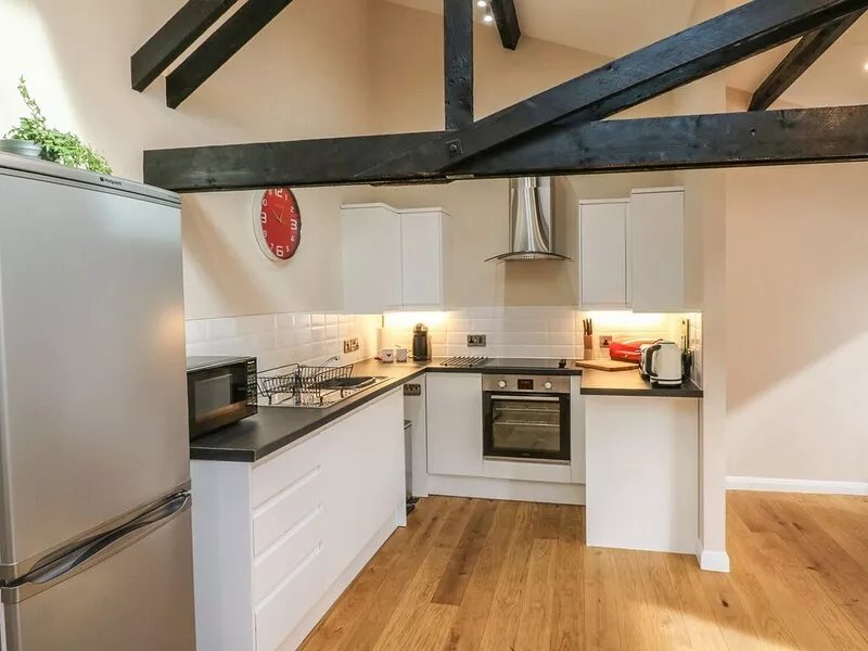 ZEAL COTTAGE, family friendly, with a garden in Crediton