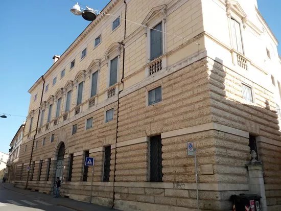 Palazzo Franceschini Folco