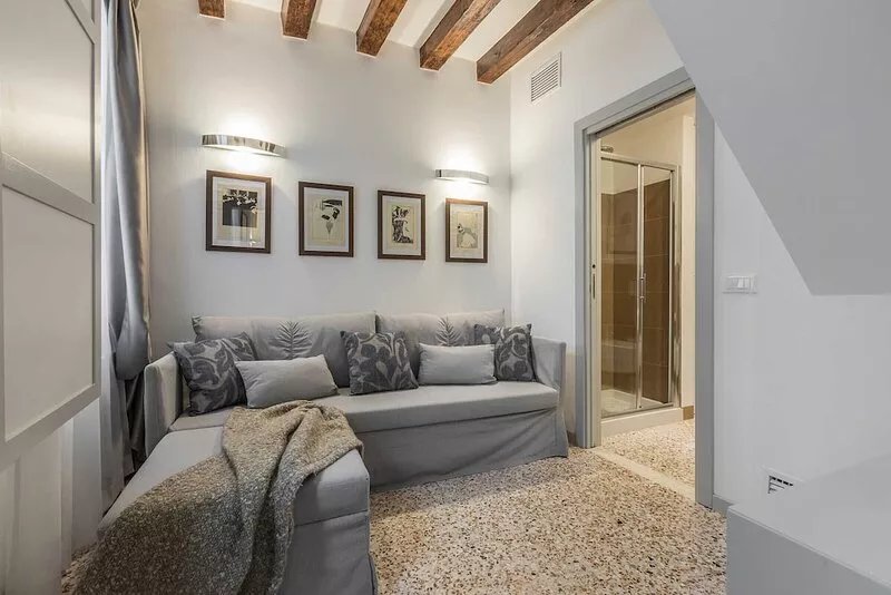 Venetian Apartment in Historic Castello District