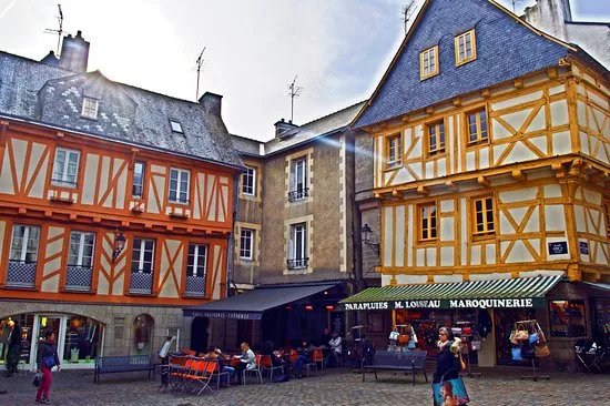 Place Henri IV