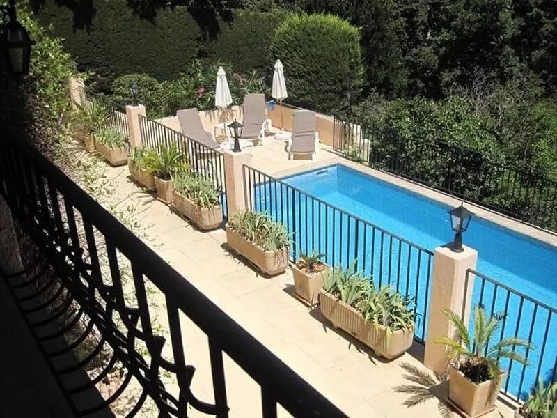 4 bedroom villa, private pool, near Cannes, Stunning views of Bay of Cannes.