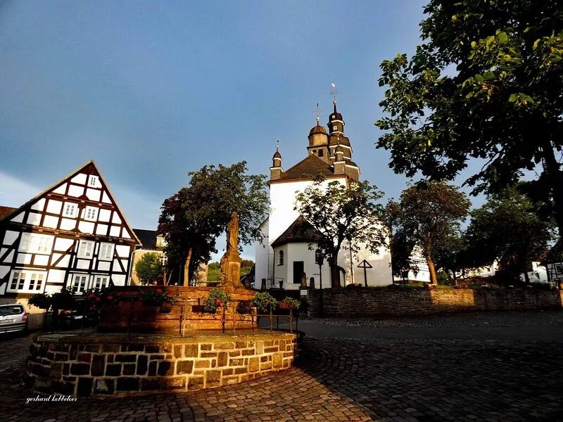 Kaisers Bauernstube with two bedrooms and a living room