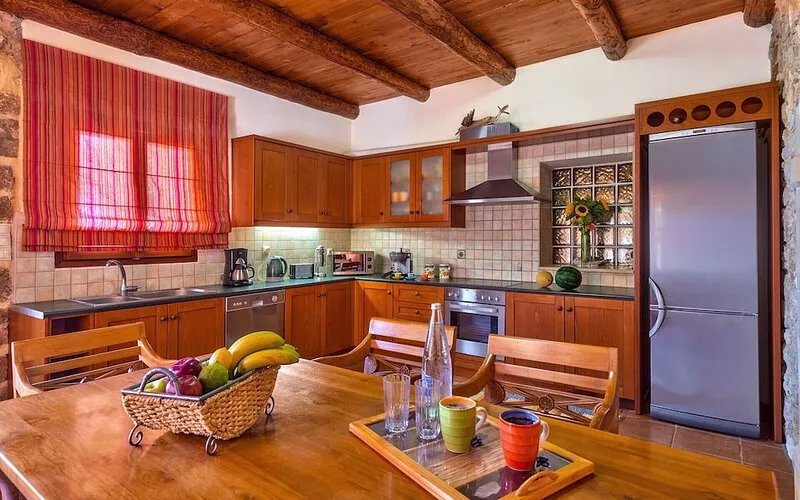 Villa Manolis with 3 bedrooms, 2 bathrooms and private pool in Asteri village