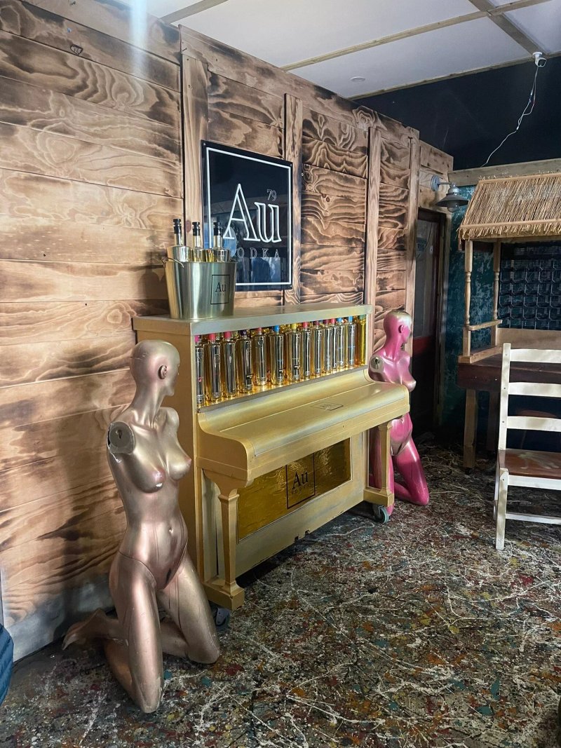 Emporium Bar