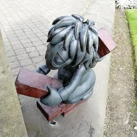 Lemmings Statues
