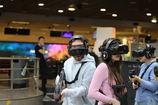 Planet Virtuel a Planet Bowling Lomme