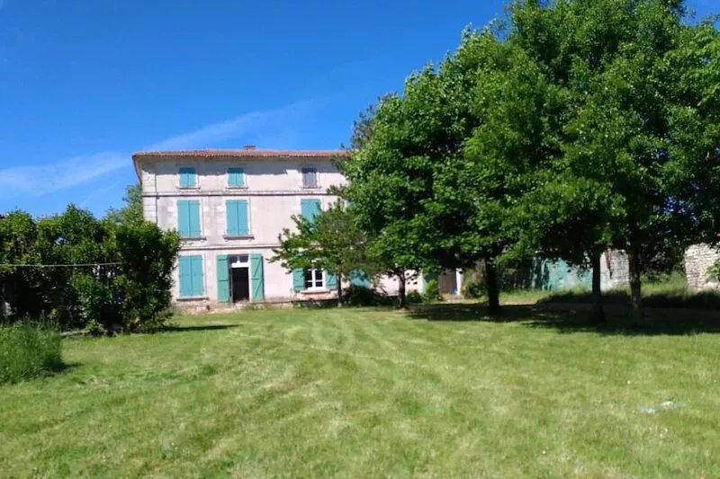 Immense Logis du 19ème, Charente-Maritime, 4 bedrooms, swimming pool