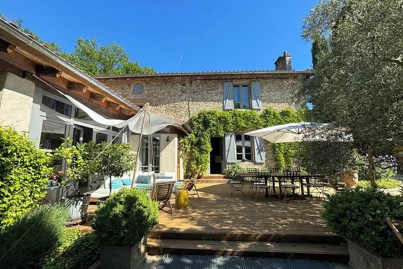 MAS PROVENCAL, AT THE FOOT OF THE VERCORS - A HAVEN OF PEACE AND PEACE