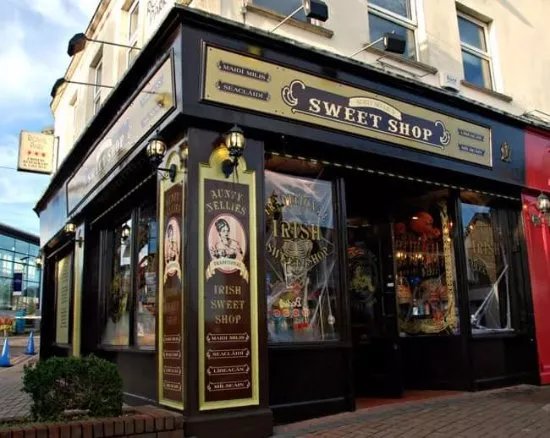 Aunt Nellie's Sweet Shop