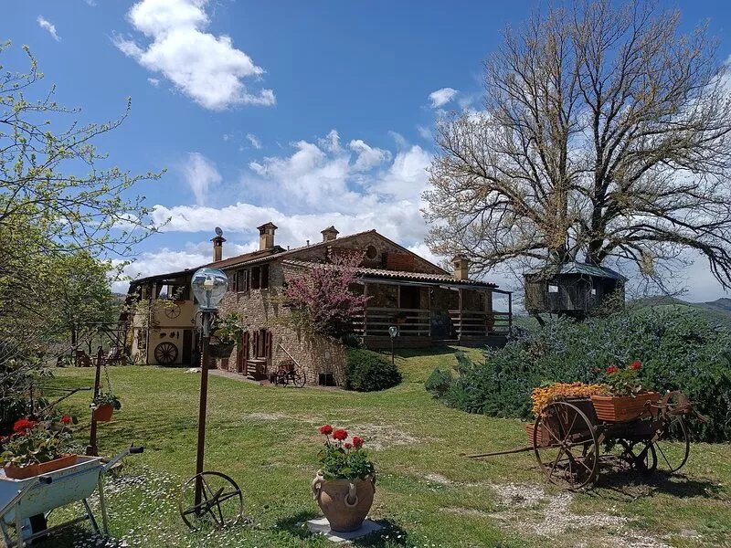 Farmhouse in the hills. Dependance for 4/6 people. Panoramic view!