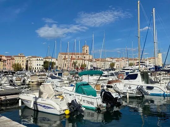 Le Vieux Port De La Ciotat