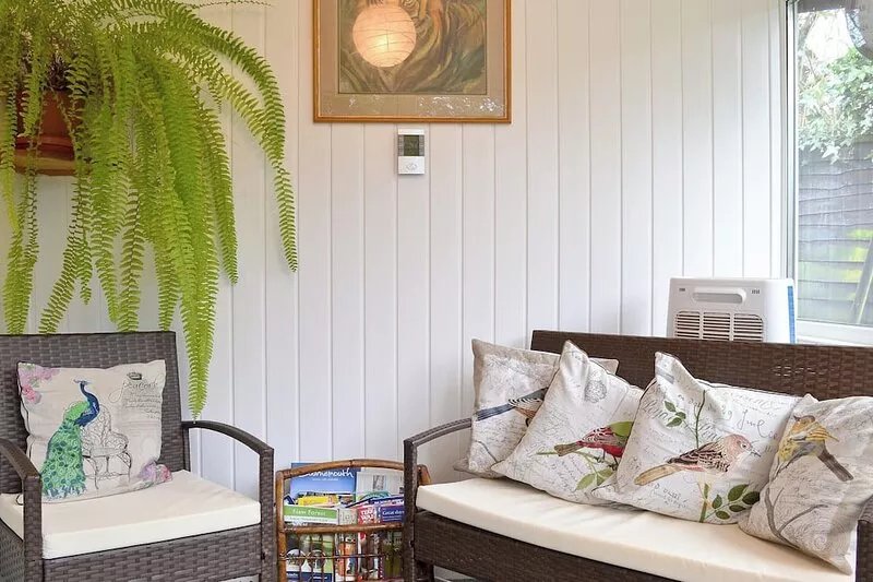 2 bedroom accommodation in Shobley, near Ringwood