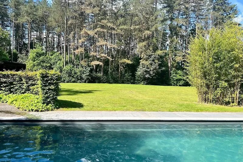 Farmhouse in Eindhout with heated pool