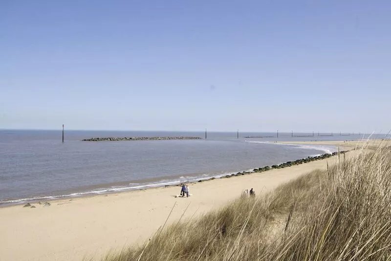 4 bedroom accommodation in Sea Palling, Norwich
