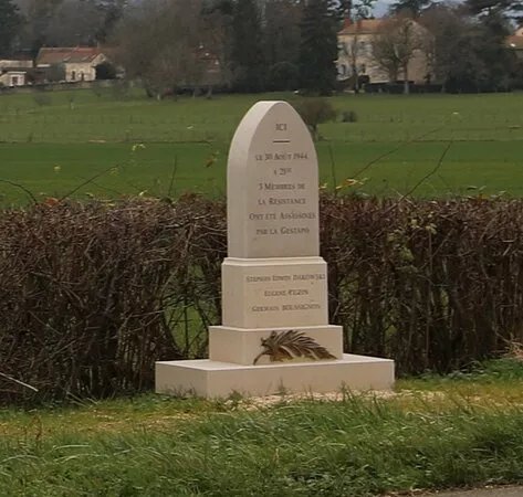 Stele A La Memoire De S. Dakowski E. Cuzin Et G. Boussignon
