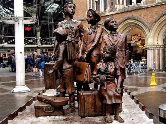 Kindertransport-The Arrival Memorial