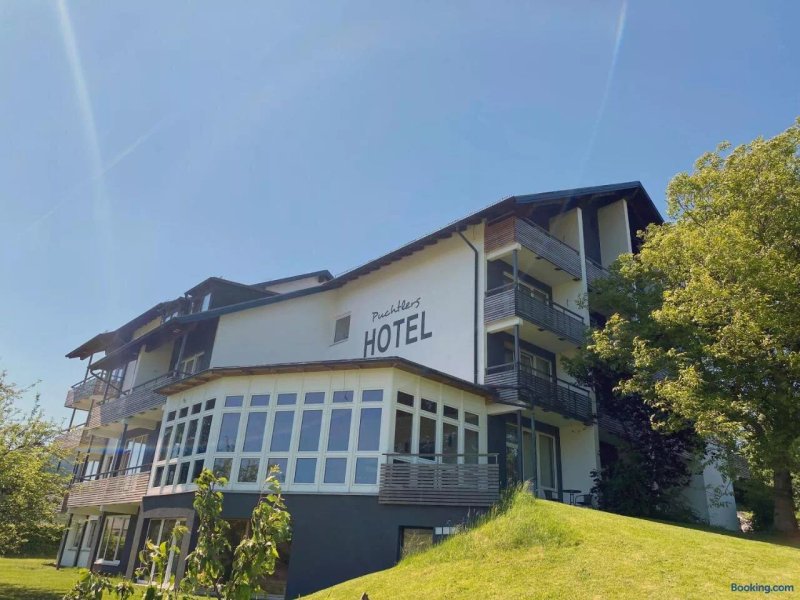 Puchtlers Deutscher Adler - Gasthof Hotel